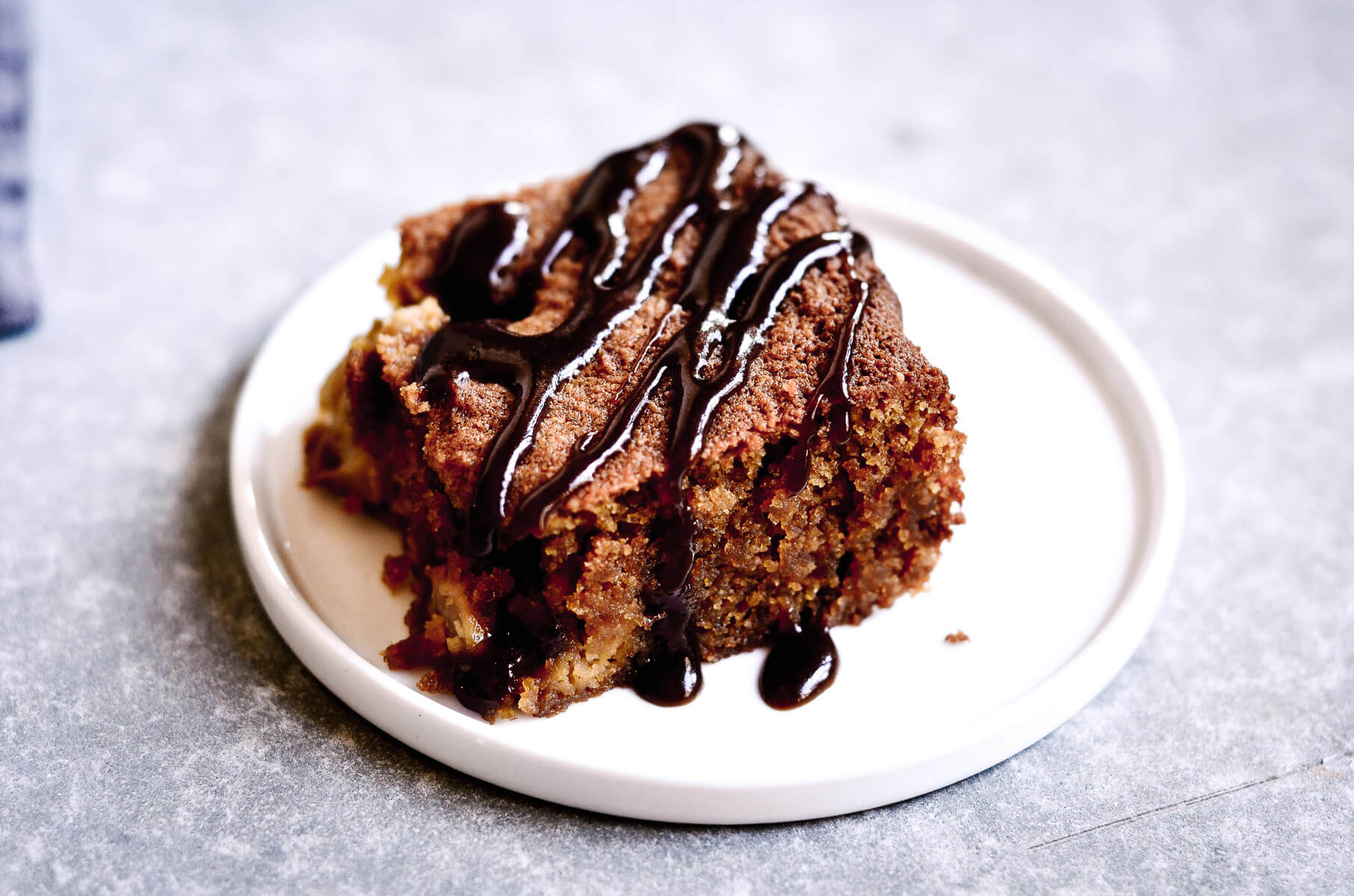 Gluten-Free Caramel Apple Blondies: Delicious & Vegan Options